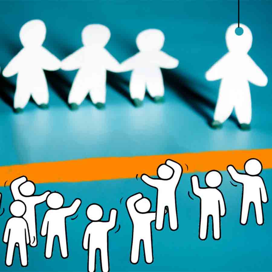 Central Government has boosted the non bengalis to hate Bengali speaking citizens of the country