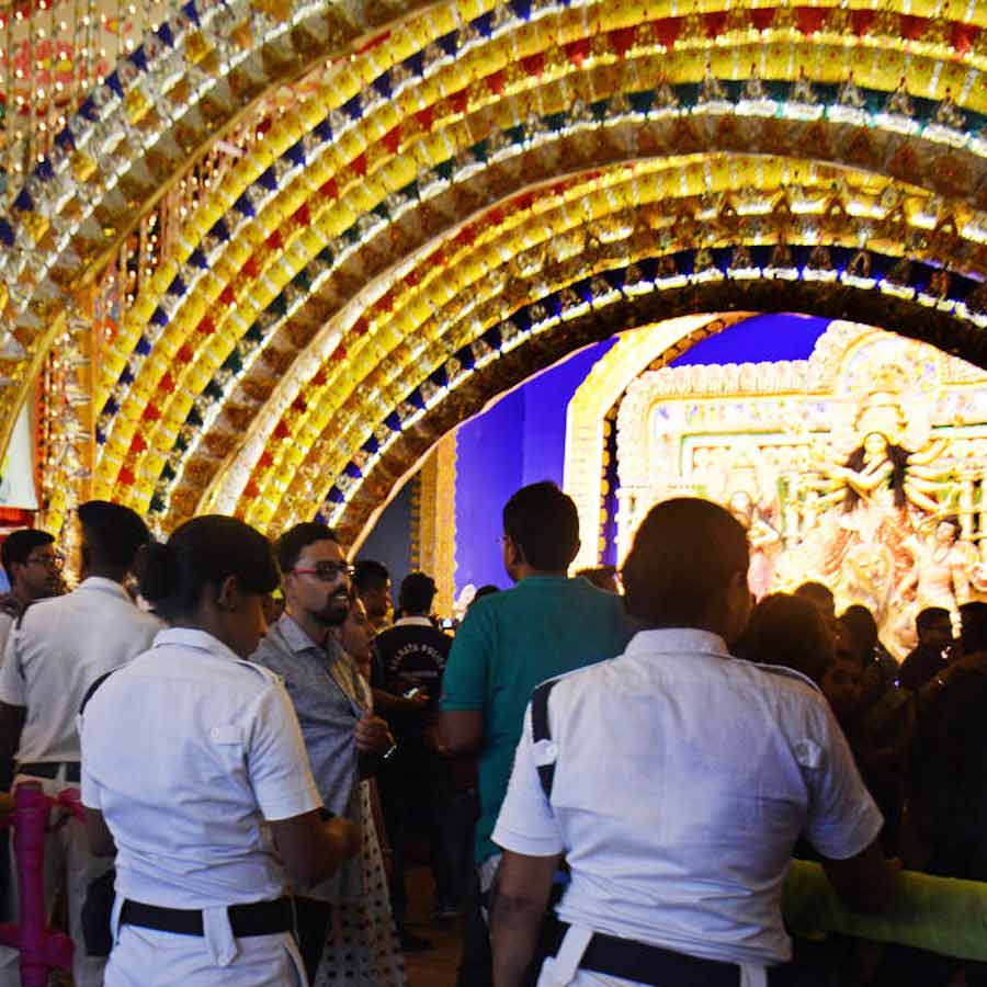 Kolkata Police to inspect Puja Pandels ahead of Durga Puja dgtl