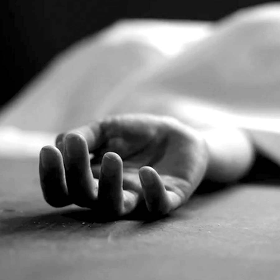 Body of law college student recovered from lawyer\\\\\\\\\\\\\\\\\\\\\\\\\\\\\\\'s chambers in Kakdwip