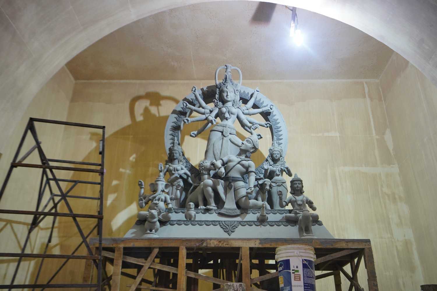 বিজয় আরও জানান, তাঁদের পুজোর বয়স ৭৬ বছর। এ বার শিল্পী শক্তি শর্মার তত্ত্বাবধানে তৈরি হচ্ছে মায়ের মূর্তি তথা সমগ্র মণ্ডপ। 