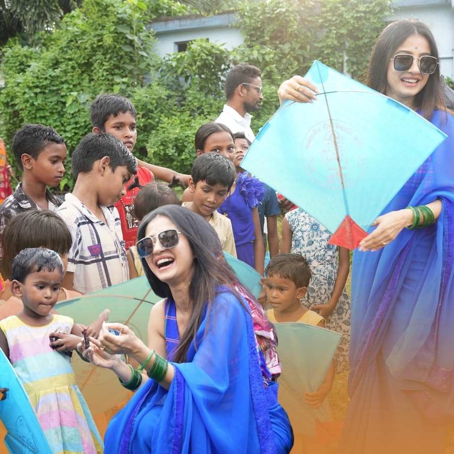 Monami Ghosh celebrates her Vishwakarma puja with Tanuz Vocational Training Societys children dgtl