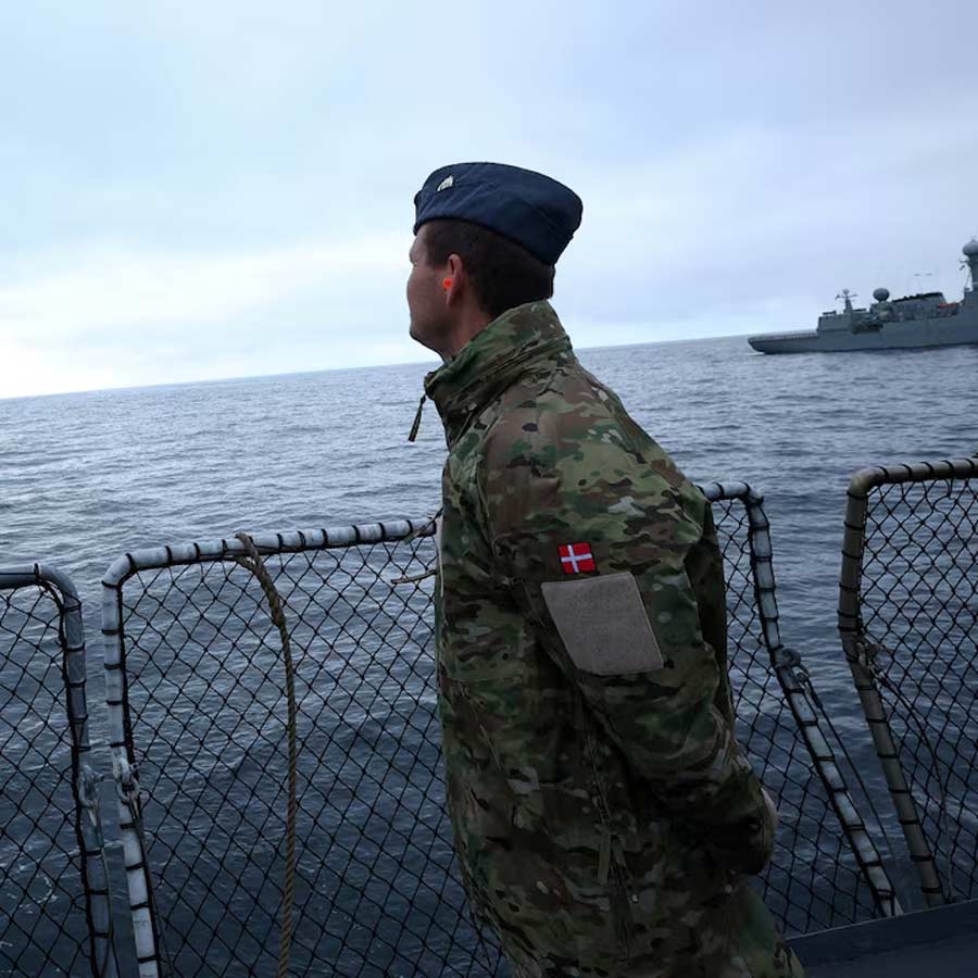 Denmark leads military exercise in Greenland, but US army not invited dgtl