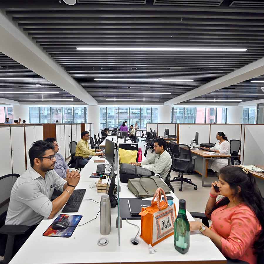 Kartavya Bhavan Allotments Spark Dissent: Govt Officials Flag Privacy, Efficiency Concerns dgtl