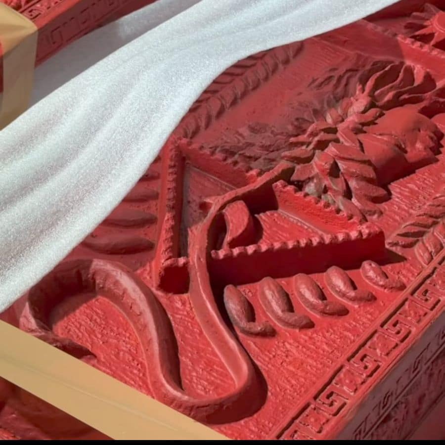 ক্লাবের দাবি, এ বছর দেড় কোটি ছাড়াবে। ভিড় সামলাতে ইতিমধ্যেই প্রস্তুতি নিচ্ছে প্রশাসন। ( এই প্রতিবেদনটি ‘আনন্দ উৎসব’ ফিচারের একটি অংশ। )  