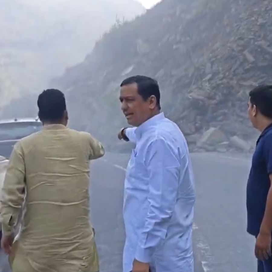 Uttarakhand BJP MP narrowly escaped landslide in Devprayag  dgtl