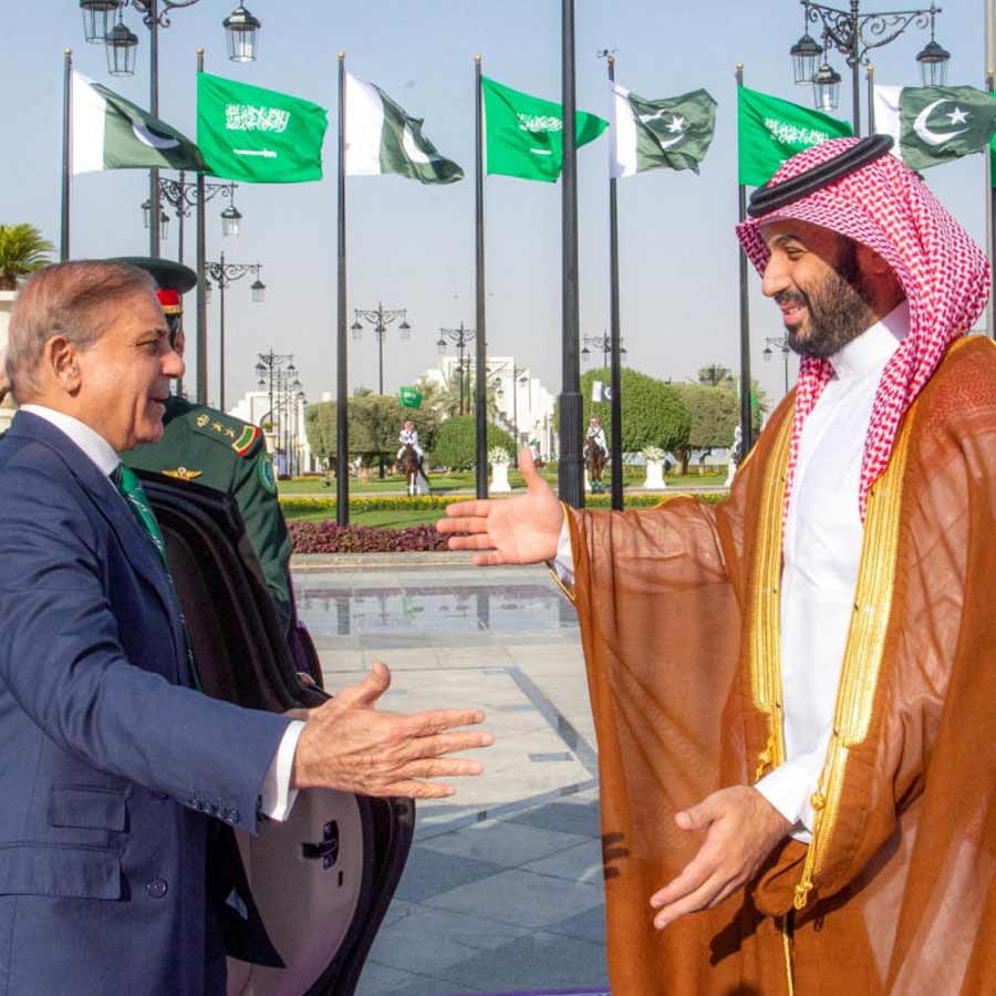 Pakistan signed a defence pact with Saudi Arabia may be a big concern for India 