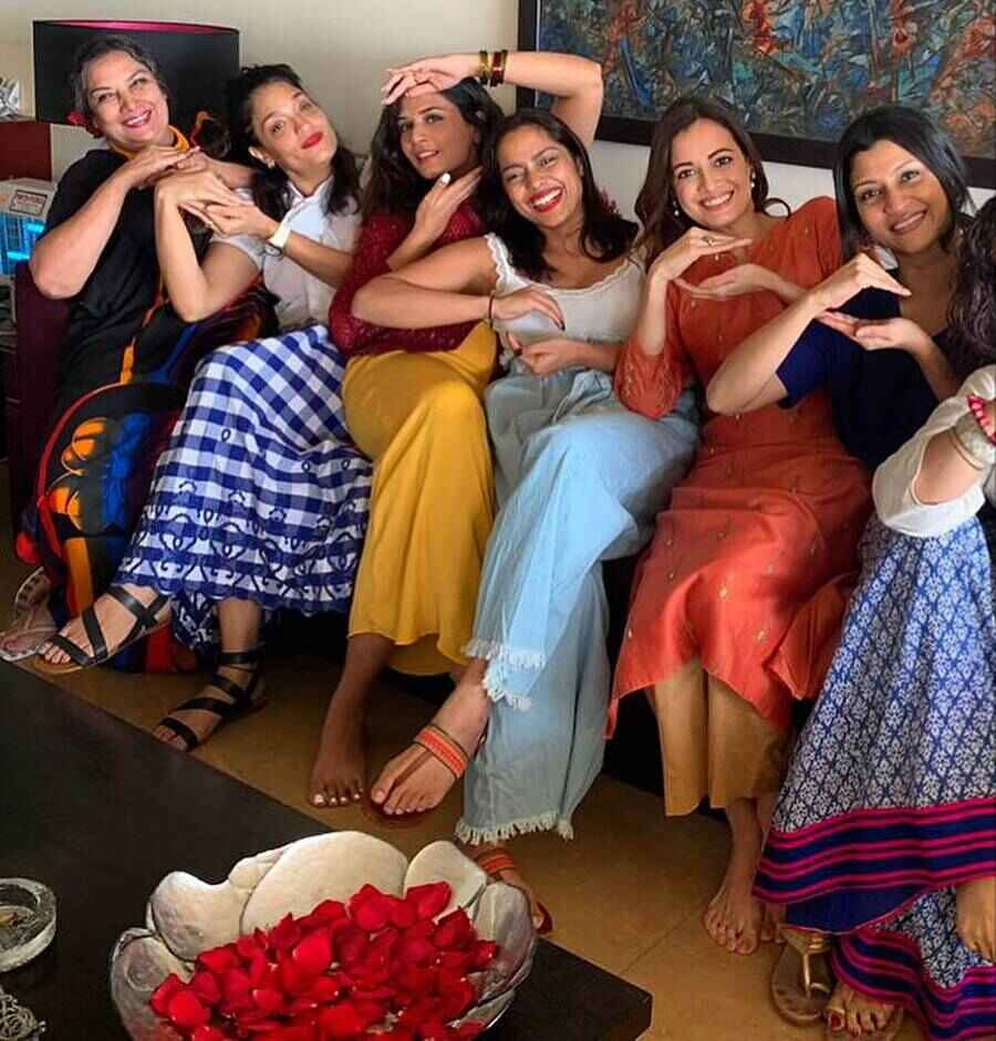 বলিউড অভিনেত্রীদের বার্তা, ‘দিল তো বাচ্চা হ্যায় জি’!