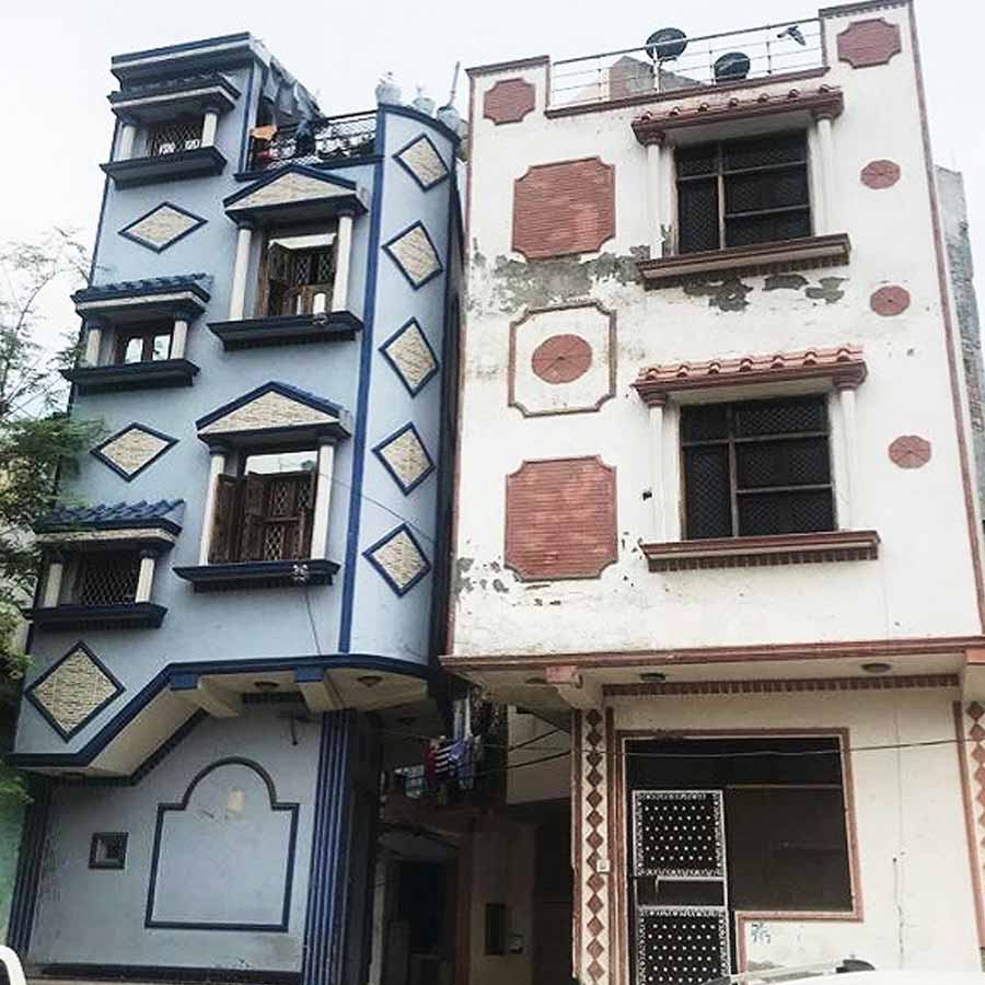 A 3-storey house built on just 6 yards in Delhi