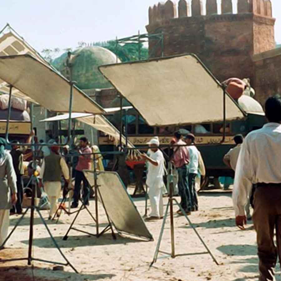 Expensive Bollywood movies that are shelved off due to various reason