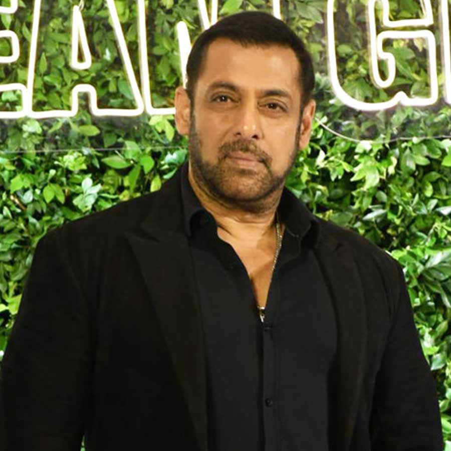 Expensive Bollywood movies that are shelved off due to various reason