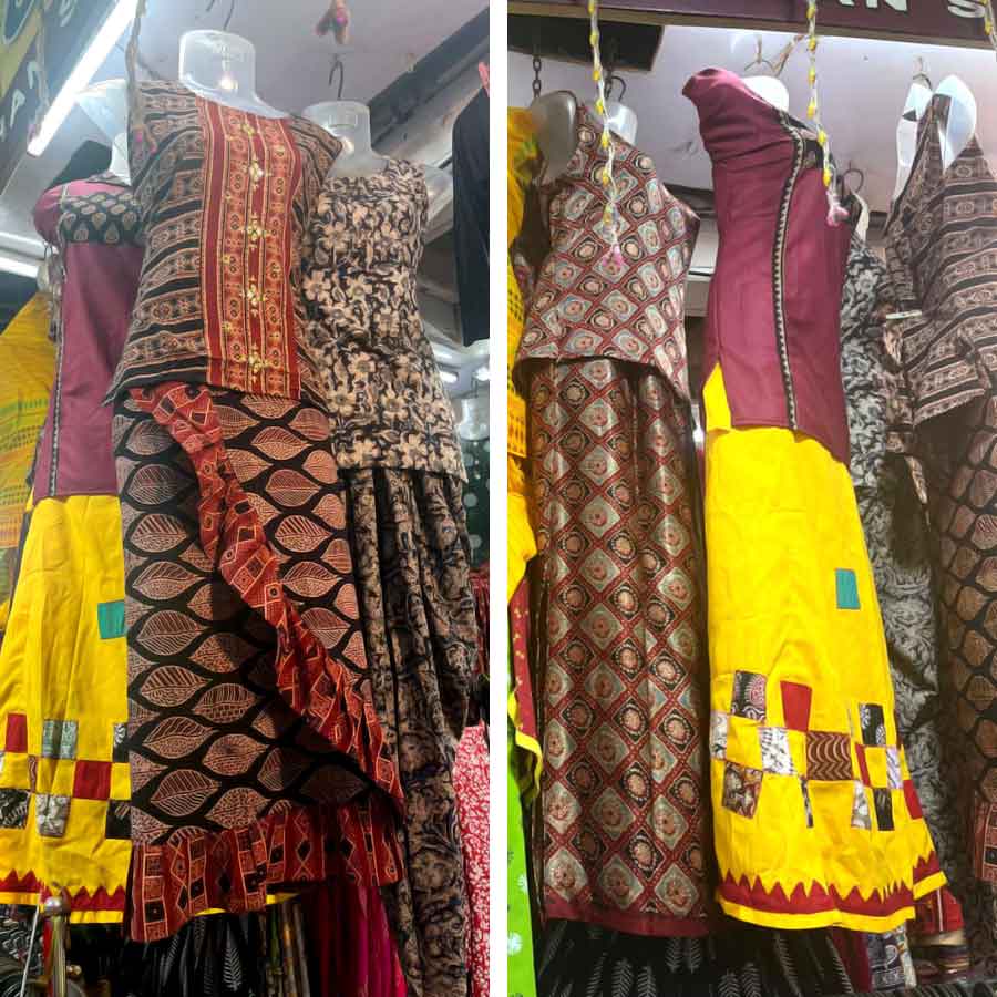 এ বছর বাজারে কলমকারি স্কার্ট, ফ্রিলযুক্ত স্কার্ট, মোডাল সিল্কের স্কার্টের নকশাও আছে চোখে পড়ার মতো। 