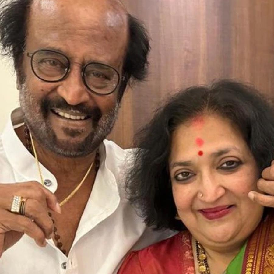 Sridevi fasted for a week for Rajinikanth and the actor cancelled his anniversary plans for her