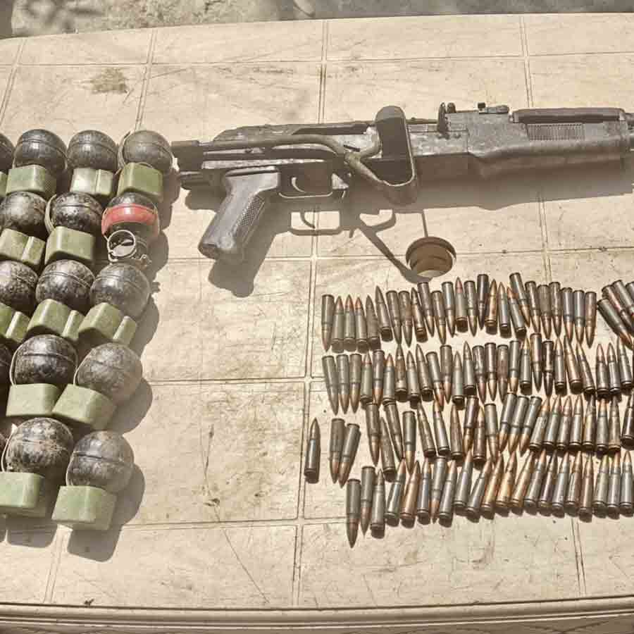 Huge cache of arms recovered from Poonch dgtl