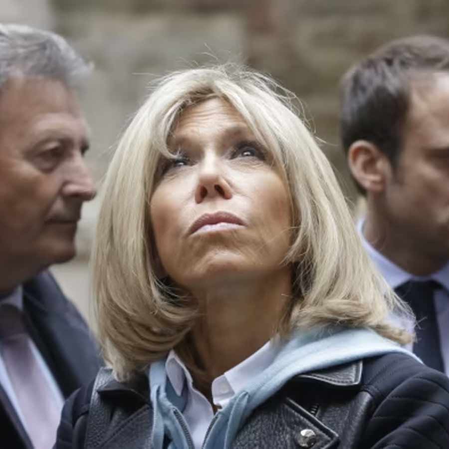 Emmanuel Macron may show evidence to court to prove his wife is not a man