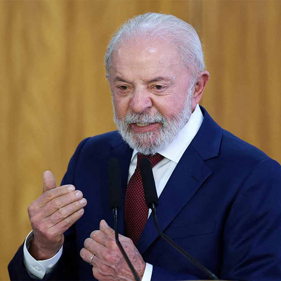 সংঘাত: লুলা দা সিলভা তাঁরা আগ্রহী তবে তাঁদের গণতন্ত্র ও সার্বভৌমত্বের মূল্যে নয়।