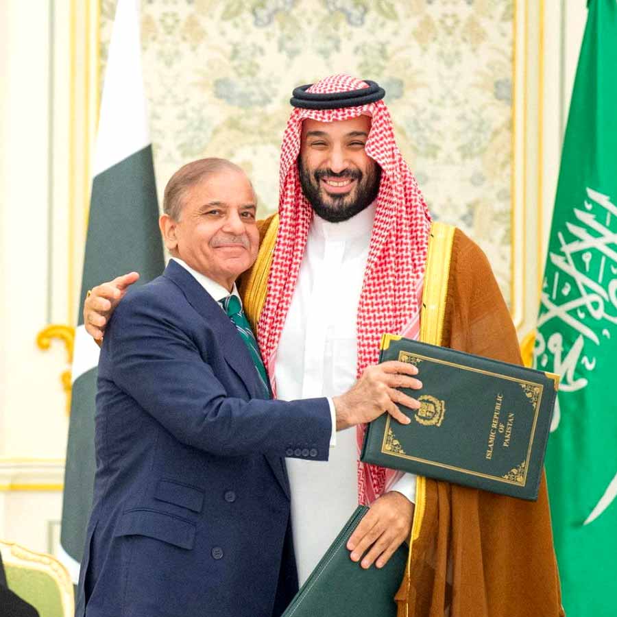 Pakistan gives Nuclear security to Saudi Arabia, a big concern for Israel and India 