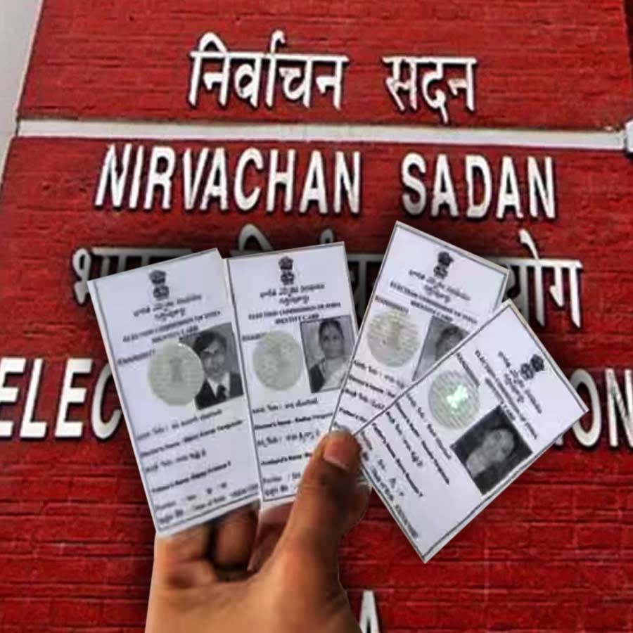 Election Commission questioned BLO's about names of their family members in 2002 voter list