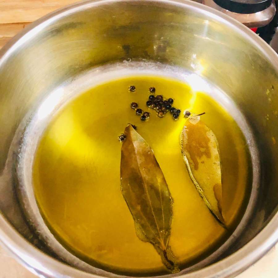 often used in Bengali Food mustard oil has several benefits dgtl