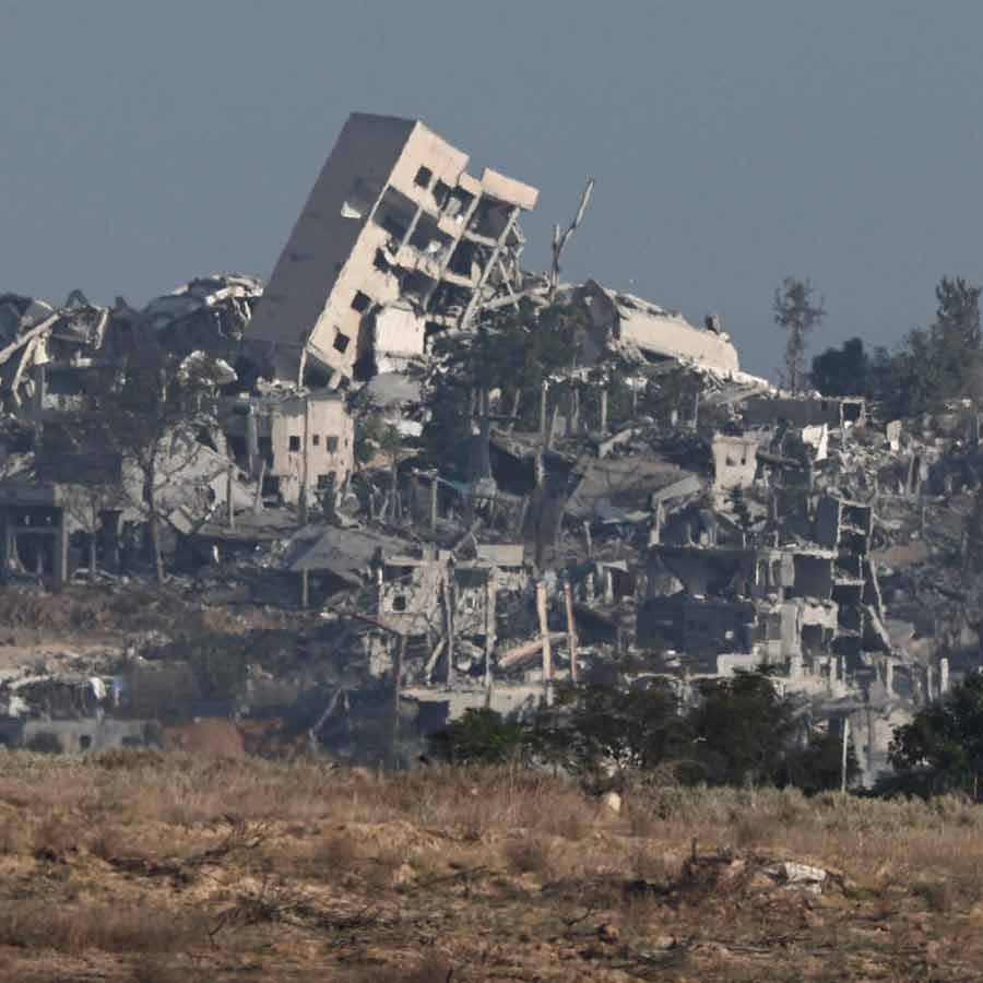 Israeli strikes killed many people in Gaza City overnight