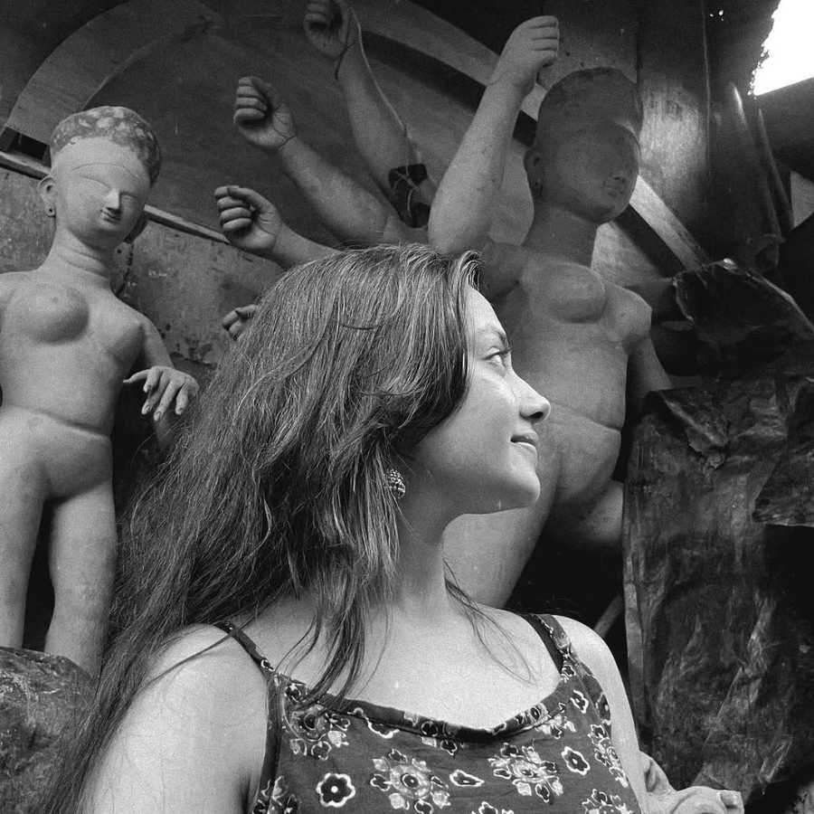 মহালয়া মানেই পুজোর গন্ধ। আর পুজোর আগমন মানেই ‘ফুলকি’ দিব্যাণী মন্ডলের কাছে ‘ঘরে ফেরা অনুভূতি’! 