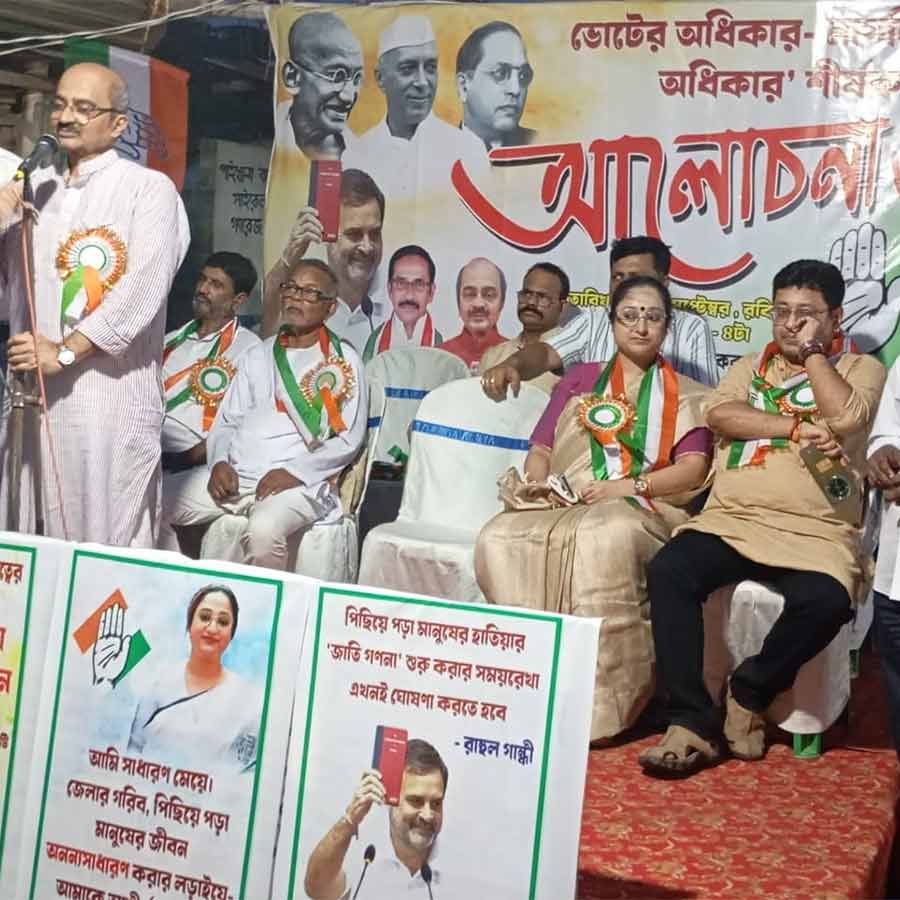 Congress hits out at BJP and TMC on vote theft issue