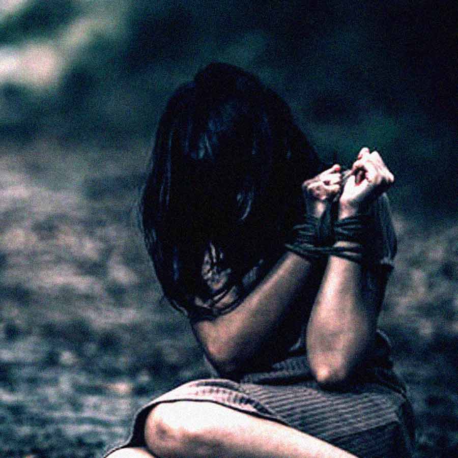 Three including professor and her daughter arrested from Kasba for allegedly kidnapping girl from Dumdum station dgtl
