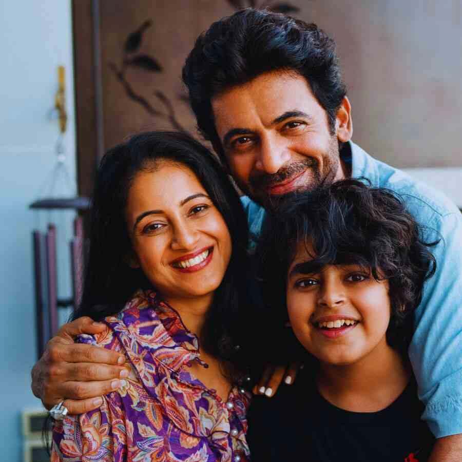 Sunil Grover’s wife Aarti Grover.