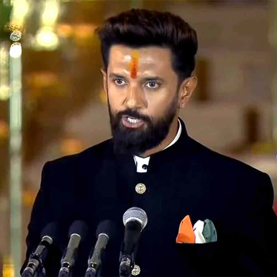 Union minister and LJP (Ram Vilas) chief Chirag Paswan insists on respectable seat share for his party in Bihar Assembly Election dgtl