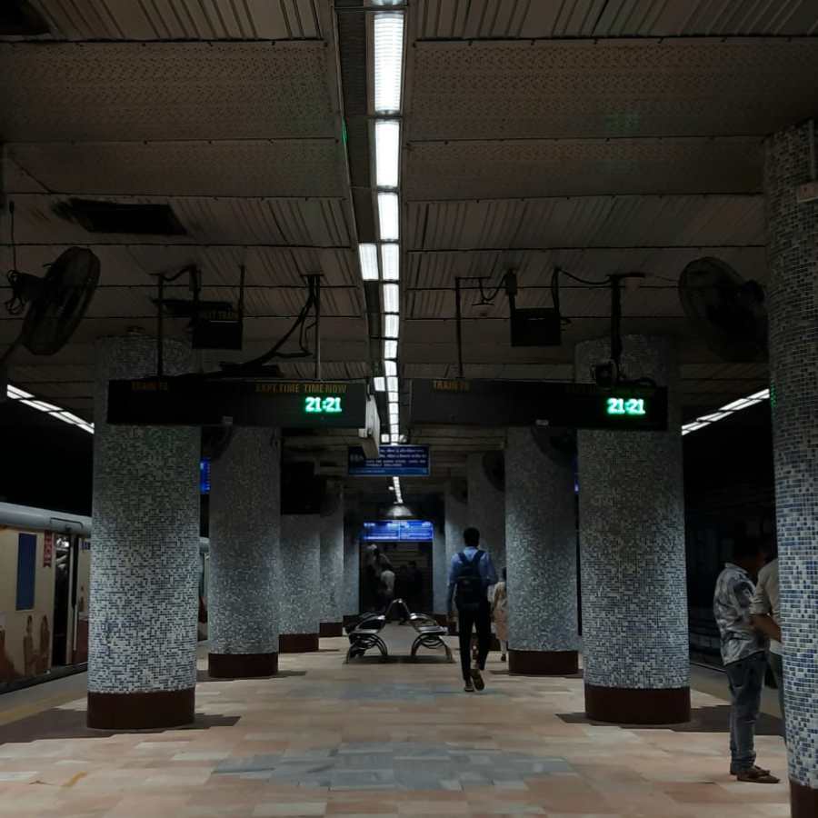 অচল ডিসপ্লে বোর্ড।