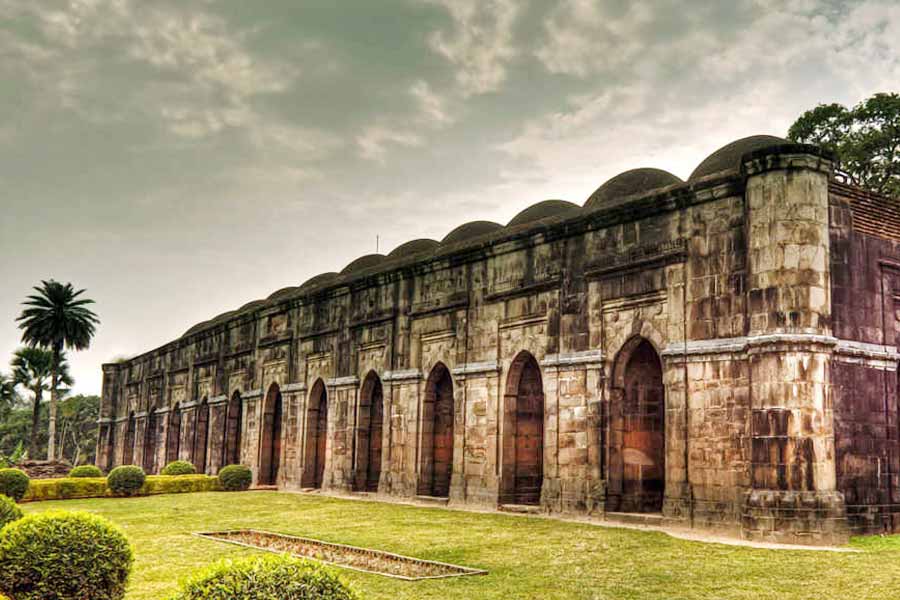 ঘুরে নিতে পারেন মালদহও।