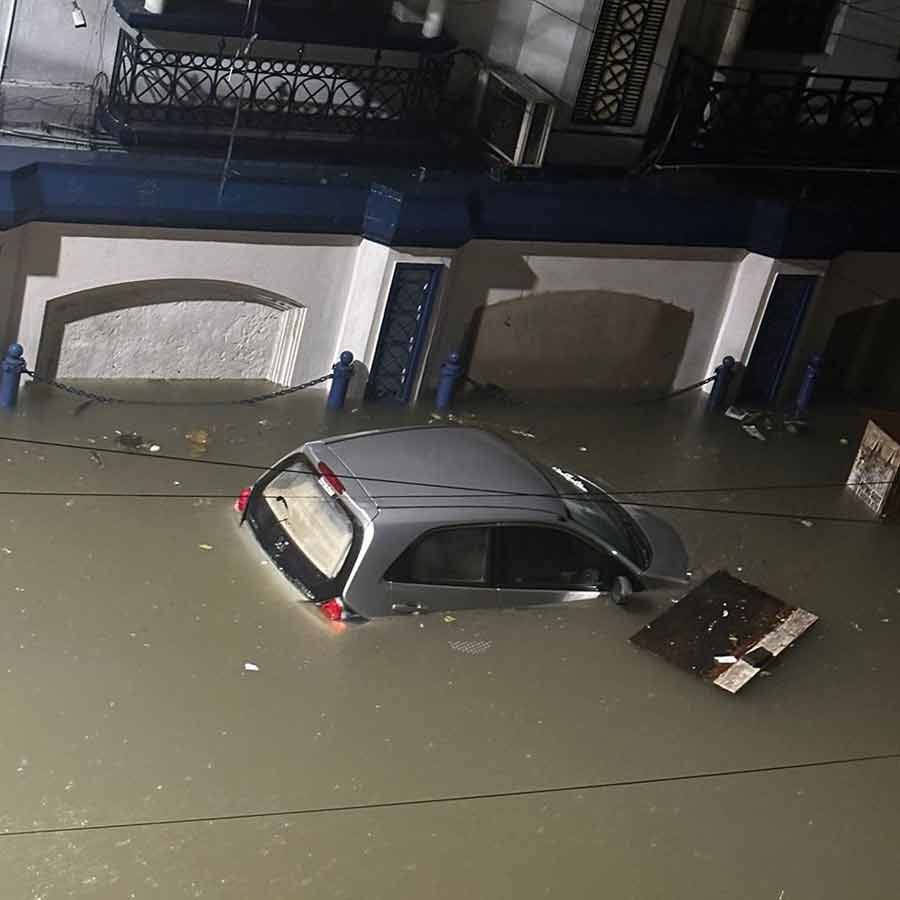 A person shares his experience of waterlogged situation due to heavy rainfall in Kolkata