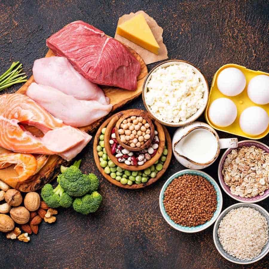 চুল হোক বা নখ, কেবল বাহ্যিক যত্নই যথেষ্ট নয়, প্রোটিন, ফাইবার ও ভিটামিন যুক্ত খাবার বেশি করে খাওয়া জরুরি। ( এই প্রতিবেদনটি ‘আনন্দ উৎসব’ ফিচারের একটি অংশ। ) 