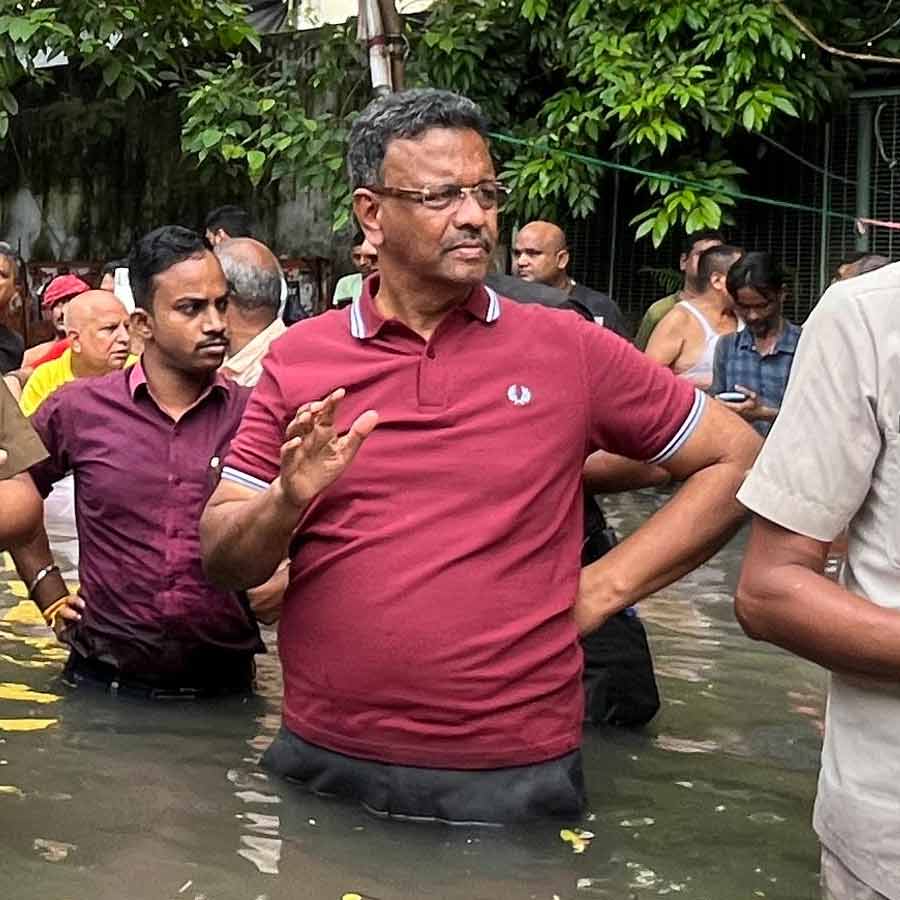 KMC is active to deal with the rain in Durga Puja days dgtl
