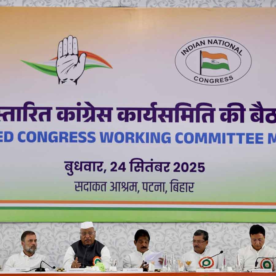 Bengal’s issue gets a place in CWC meet at Patna as Adhir Choudhury appeals for attention