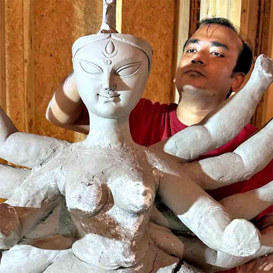 Amit Ghosh a resident of Ausgram celebrate Durga Puja 2025 at Atlanta by Making idol by his own hand