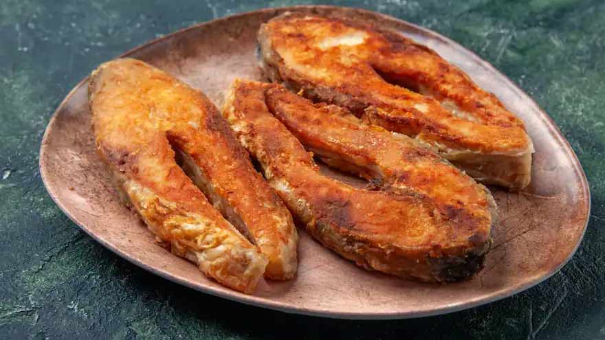 Goddess Durga is worshipped not only with vegetarian food, but fish is one of the major part of festivities