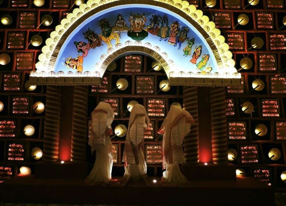 শোনা যায়, পাঁচুগোপাল পুজোর দায়িত্বে থাকাকালীনই বাংলার বুকে নেমে আসে দুর্ভিক্ষ। তাতে বহু মানুষ প্রাণ হারান। মূল্যবৃদ্ধি হয় আকাশছোঁয়া। ফলত, সে বছর পুজো না করার সিদ্ধান্ত নেন পাঁচুগোপাল মুখোপাধ্যায়।