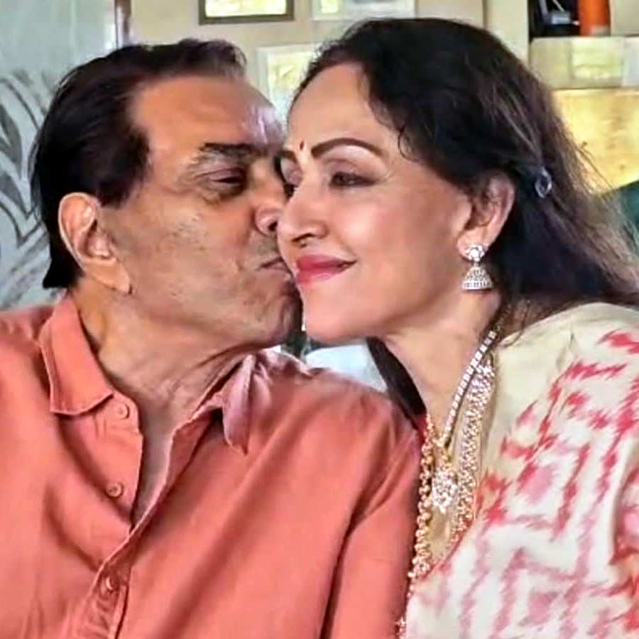 Dharmendra Turn Vegetarian When He Was With Hema Malini dgtl