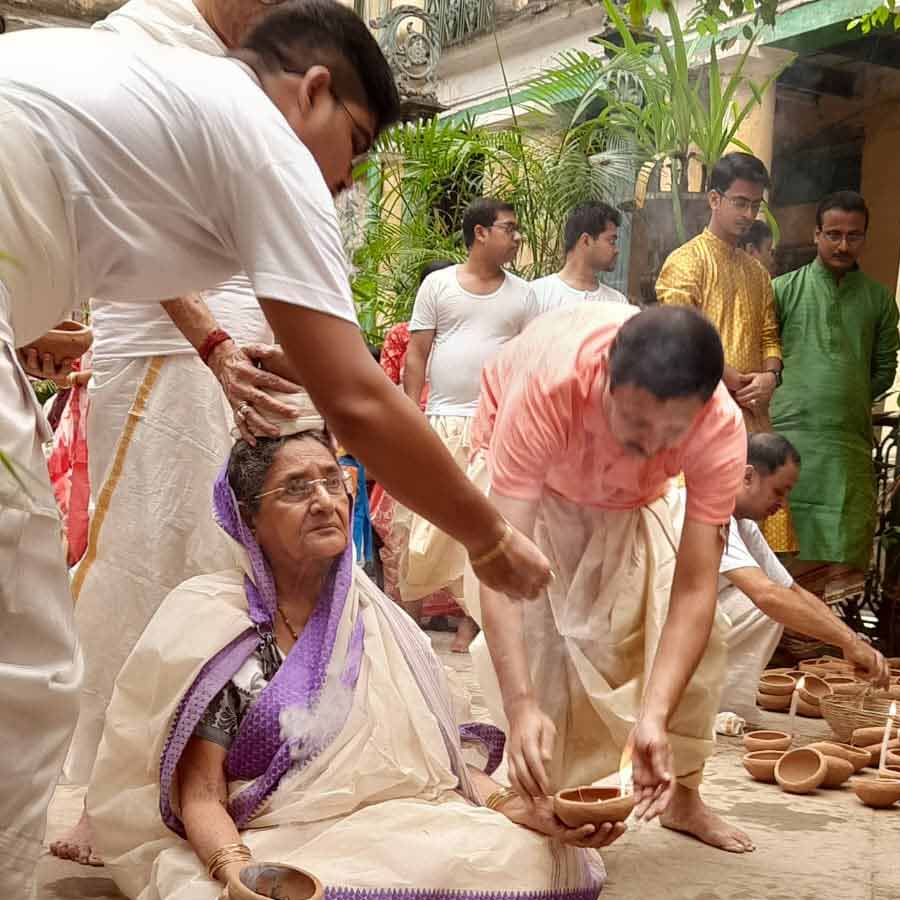 The traditional Mullick bari Durga Puja of Kolkata is known for its many special aspects