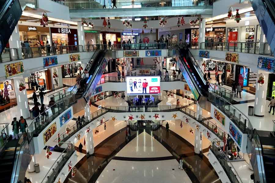 Blackstone Eyes Diamond Plaza After South City, Know about the Global Investor who is Buying Kolkata Malls