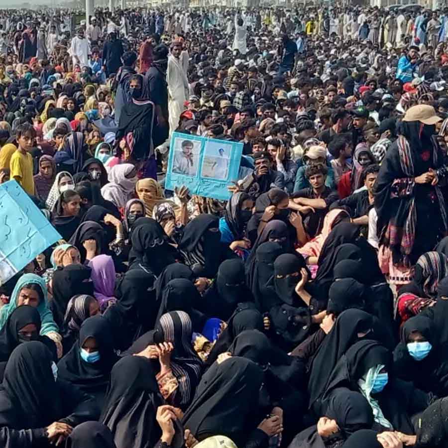 Pakistan is playing double game with China and US may cause big disaster for Islamabad