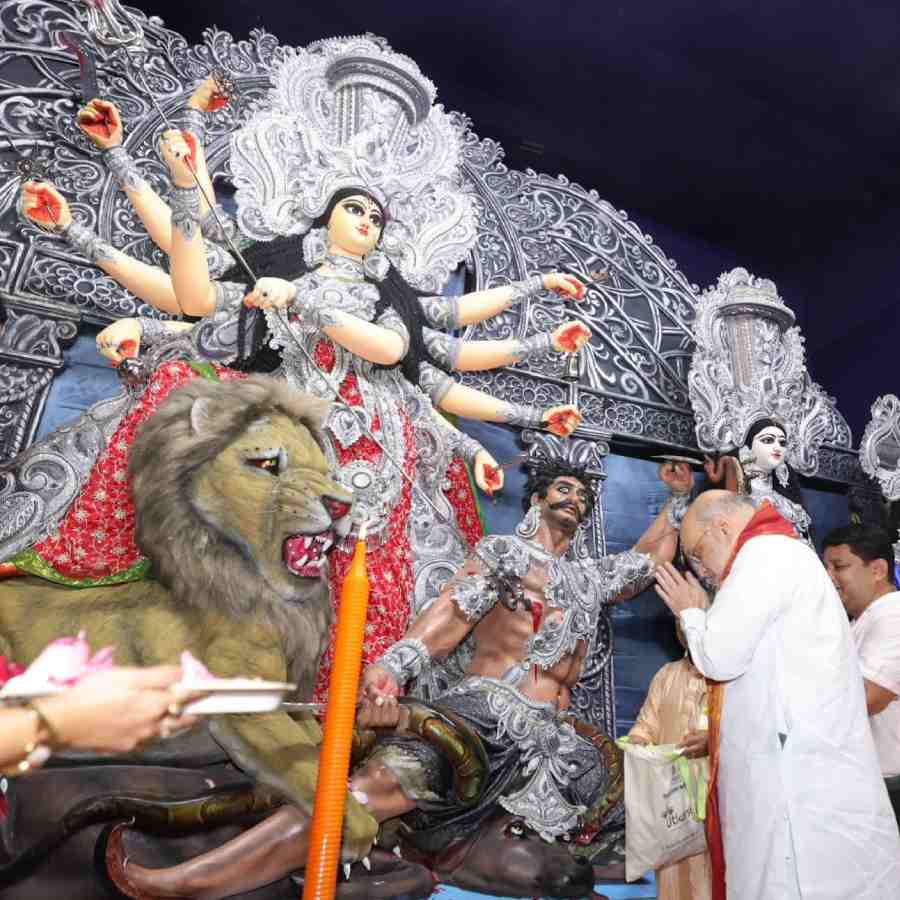 সন্তোষ মিত্র স্কোয়্যারে অমিত শাহ।