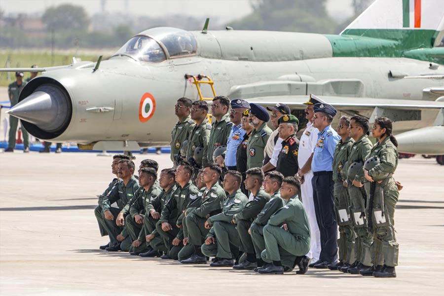 From Pakistan’s F-16 shot down to Dhaka bombardment, various achievements came into limelight in MiG-21 farewell