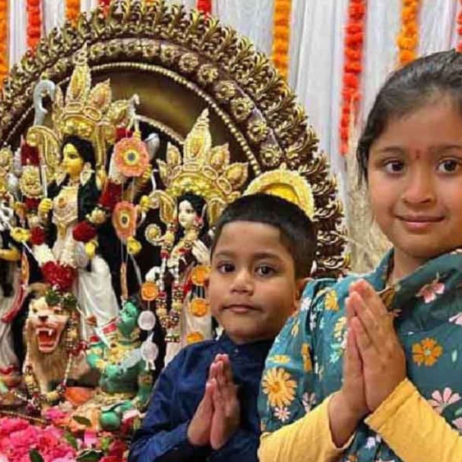 How to take  care of your kids while Pandal Hopping in Durga Puja dgtl