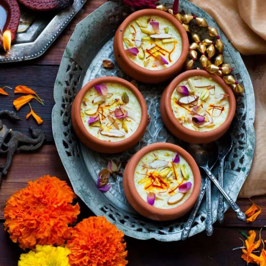 Kolkata Mughlai-Style Firni Recipe in Earthen Pot dgtl