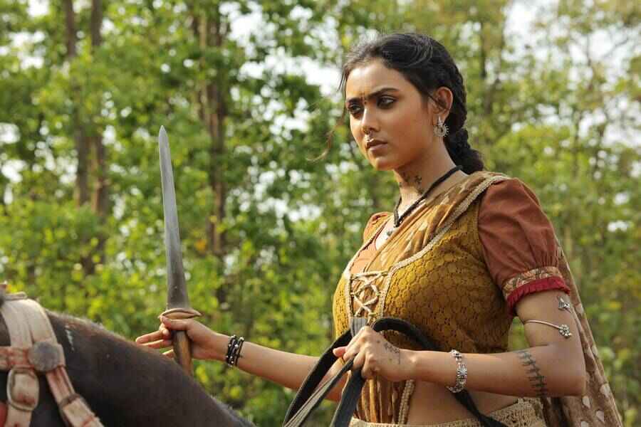 ‘রঘু ডাকাত’-এর ‘সৌদামিনী’ ইধিকা পাল।