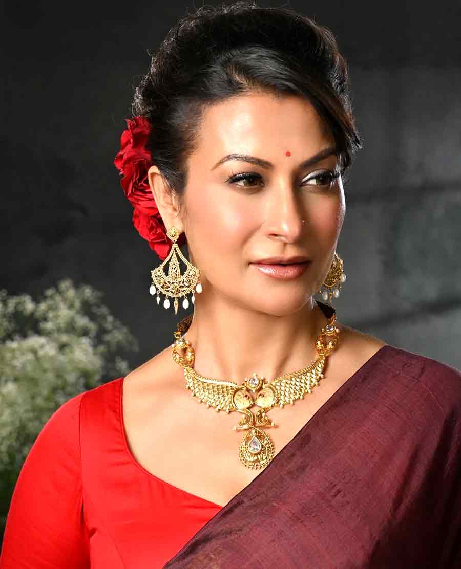 Classic and trendy designs for durga puja jewellery collection