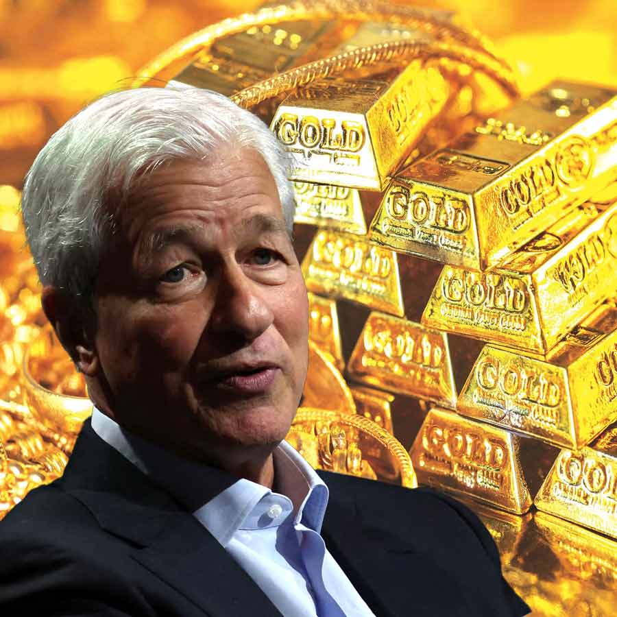 Gold’s unstoppable rise forms a bubble, will prices crash or hit