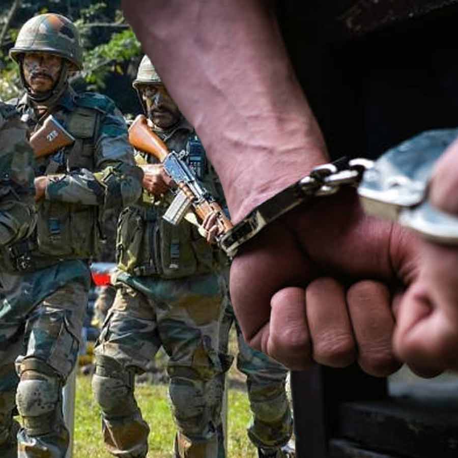 Another four Bangladeshi illegal immigrants arrested from North 24 Pargana Of West Bengal amid of SIR row dgtld