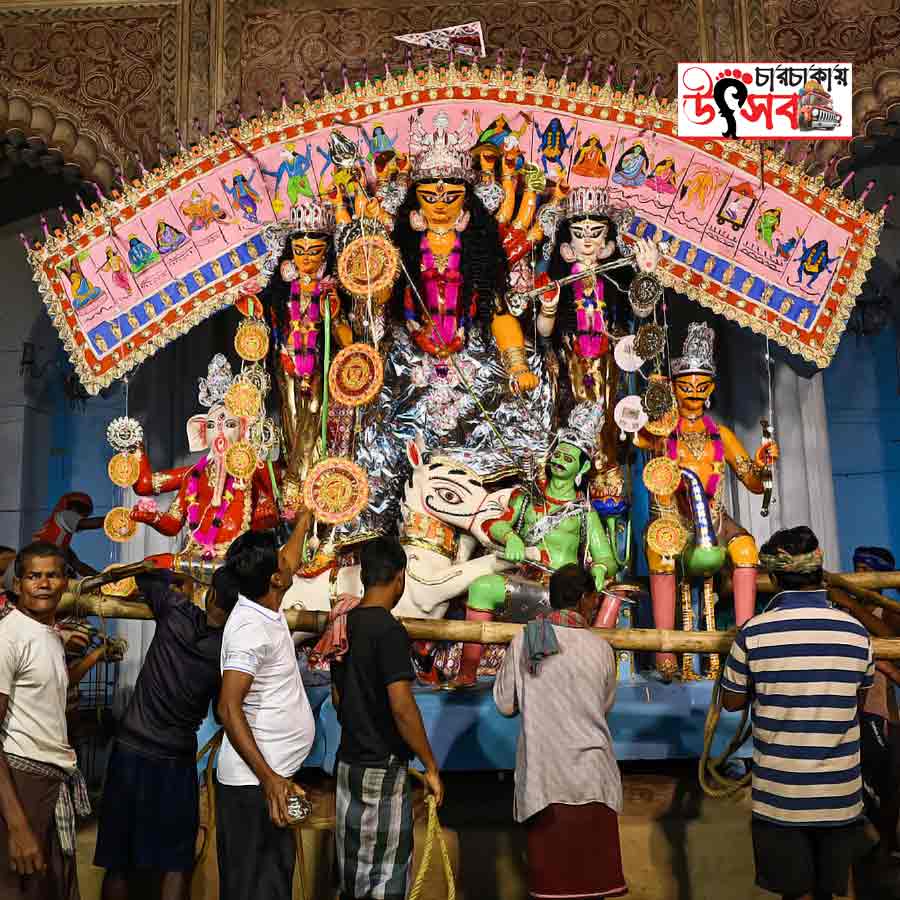 Enjoy the Krishnanagar Rajbari Puja and Ghurni on a simple day trip this Durga Puja vacation dgtl